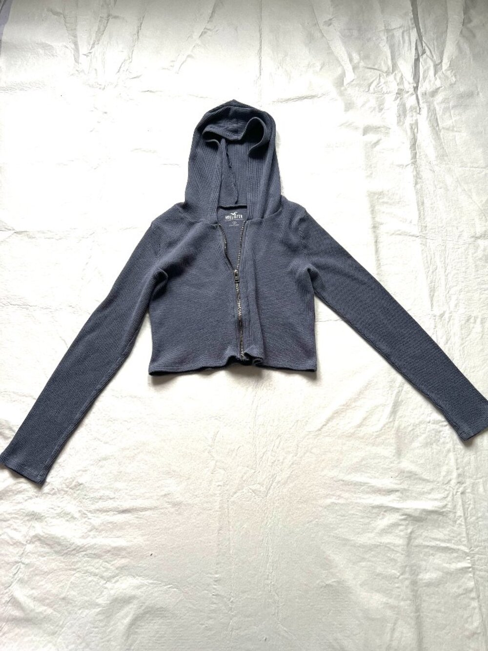 Hollister hoodie medium hooded sweatshirt cropped gray blue waffle knit zip up